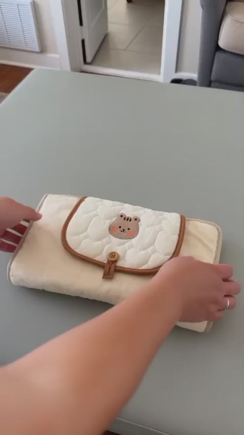 50*70CM Without Hood Baby Portable Diaper Pad Bag Multi-functional Cute Embroidery Changing Pad with Urine Protection